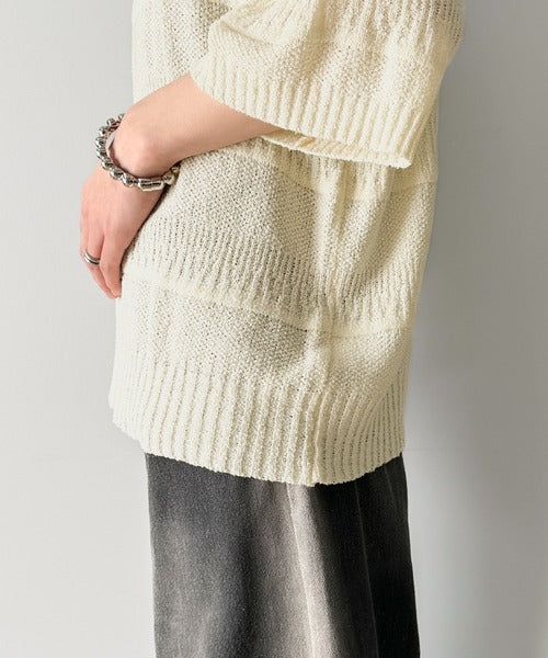 一枚で大人のラフスタイルが決まる。ワンポイント刺繍ブークレポロニットトップス(半袖) cm1260392