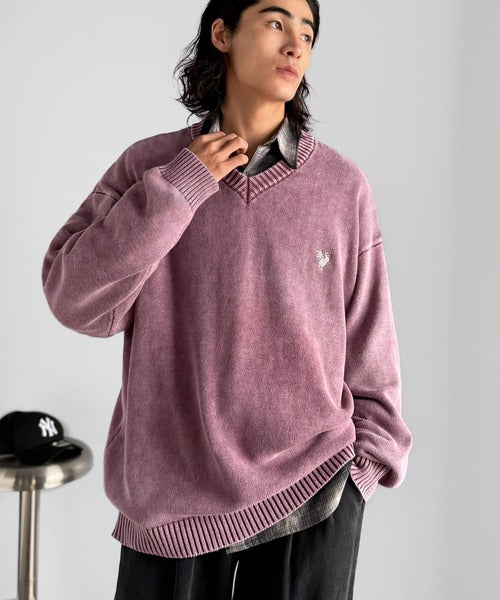 【Classical Origin】「自分ウケ最強。」綿100％刺繍入りピグメント加工Vネックセーター／Pigment-Dyed 100% Cotton Embroidered V-Neck Sweater co0780016