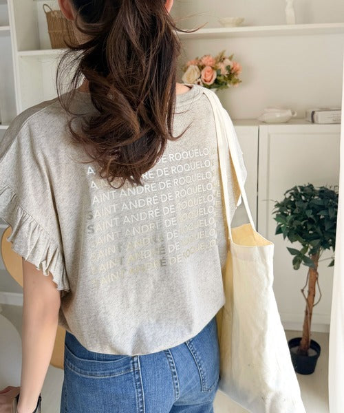 《JaVaジャバコラボ》着るだけで主役級。綿100％バック箔プリント袖フリルTシャツ（半袖） jv1330104