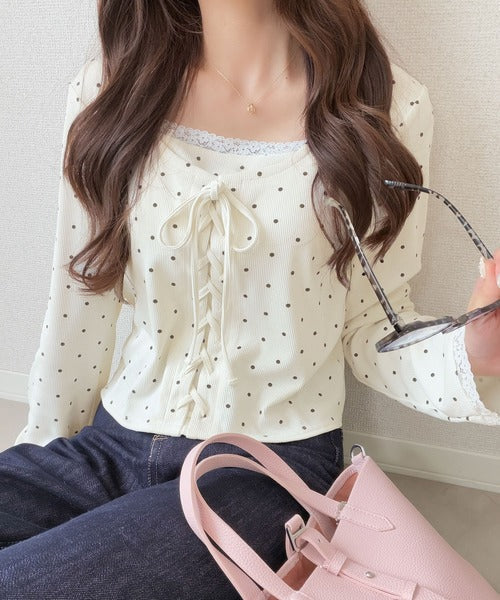 【mily bilet】一枚で決まる大人フェミニンスタイル。 レースドッキングリボンデザイントップス ドット mi1029199