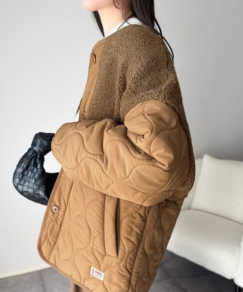 《JaVaジャバコラボ》軽くて暖かい、旬顔ボア切替♪ノーカラーひょうたんキルティングコート jv1240103