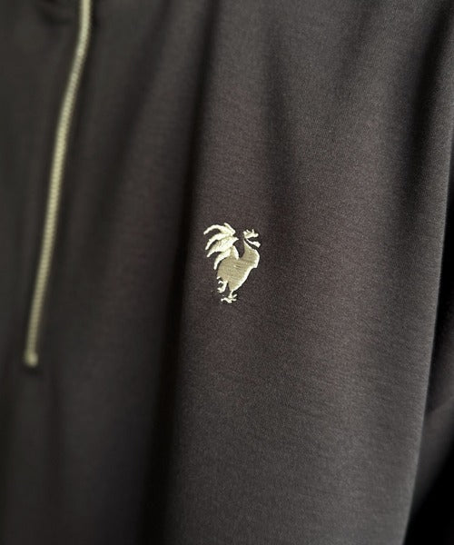 《JaVaジャバコラボ》「素材で魅せる。」刺繍入りダンボール素材ジップTシャツ（長袖） jo1010033