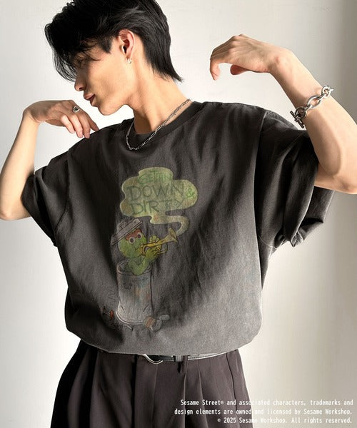 大人カジュアルにハマる。綿100％セサミキャラピグメント加工ビッグTシャツ cm1330004