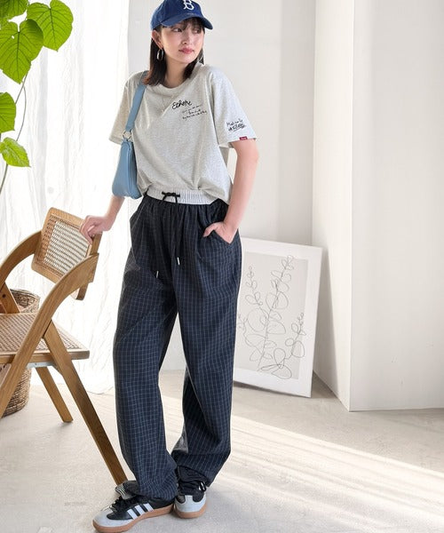 前後ダブル刺繍で、後姿だってぬかりなくかわいい♪ 綿100％グラフィック飛び刺繍Tシャツ (半袖) ce1260546