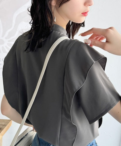 大人の可愛さを叶える。ラッフルフリルショルダーフレンチスリーブブラウス ce1110107