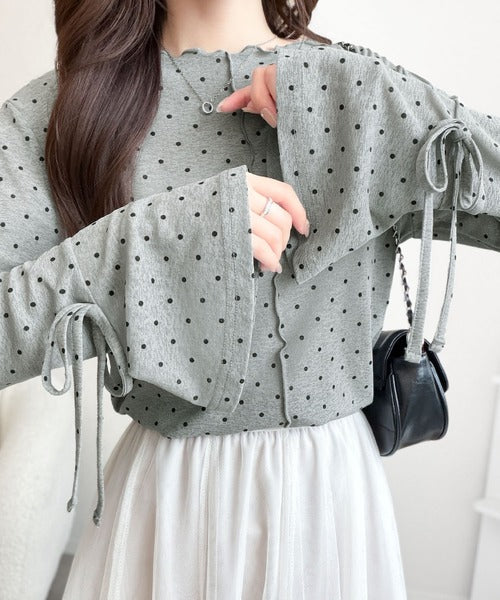【mily bilet】ほんのり透け感で大人ガーリーに着回し♪メロウ×袖リボンフレアスリーブ スラブシアージャガードプルオーバー(長袖) mi1019166