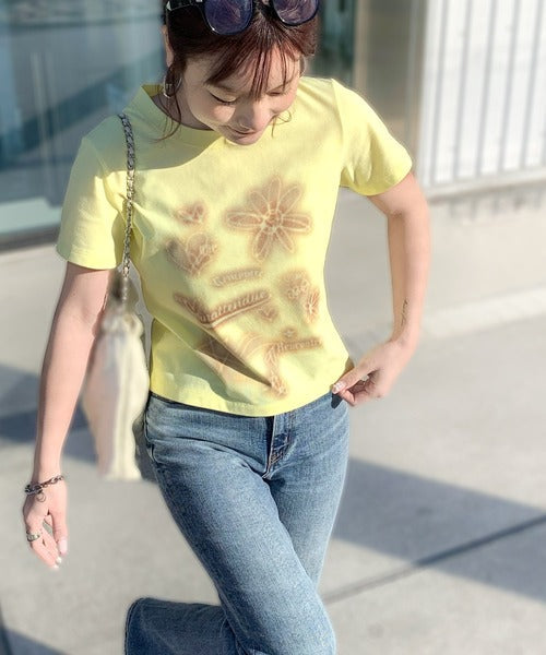 【mily bilet】大人可愛い最旬プリント柄。スプレーライクプリントコンパクトTシャツ（半袖） mi1329024