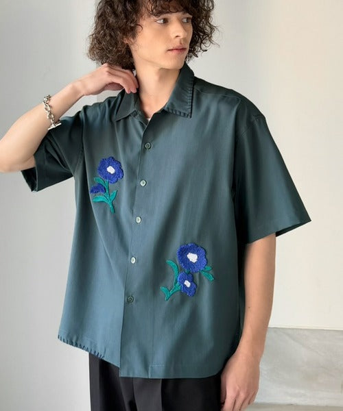 【接触冷感機能付き】サガラ刺繍フラワーステッチシャツ／Cool-Touch Fabric Sagara Embroidered Flower Stitch Shirt (半袖) co1320019