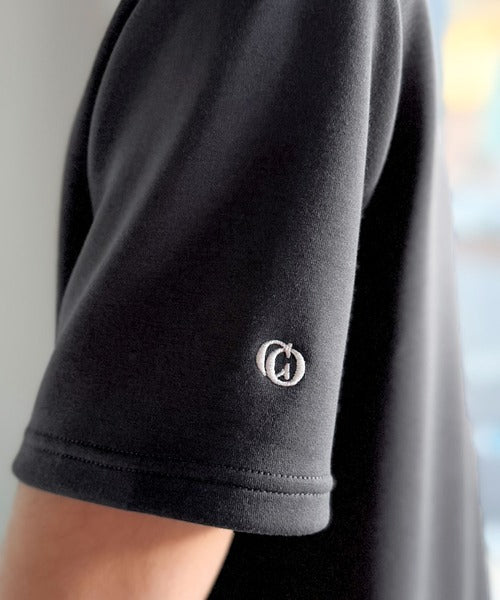 【接触冷感機能付き】肩切り替えショート丈ダンボール素材ヘンリーネックTシャツ／Shoulder Panel Cropped Double-Knit Henley T-Shirt co1010056