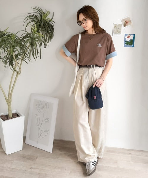 《JaVaジャバコラボ》大人の色魅せ、軽やかに映える。綿100％ 胸刺繍入り 袖配色切り替え Tシャツ（半袖） jv1330106