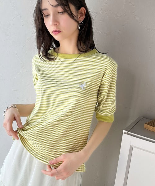 大人可愛いの新定番。袖リンガーボートネック胸刺繍ボーダーTシャツ（半袖） ce1260419