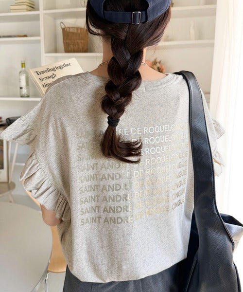 《JaVaジャバコラボ》着るだけで主役級。綿100％バック箔プリント袖フリルTシャツ（半袖） jv1330104