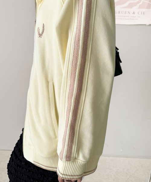 【mily bilet】配色スタンドネックがスポーティー。フロントボタン2way胸刺繍サイドレースダブルジップアップブルゾン mi1329016