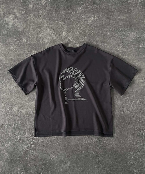 「視線を独り占め。」フェイスグラフィックオーバーサイズTシャツ／Face Graphic Oversized Double-Knit T-Shirt co1010006