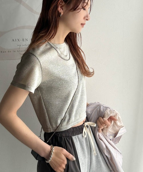 さりげなく輝くラメが主役。ラメ入りショート丈Tシャツ（半袖） ce1110124