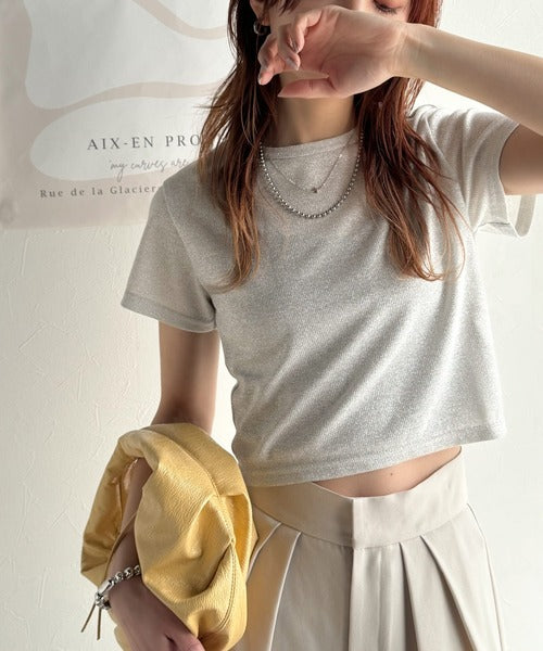 さりげなく輝くラメが主役。ラメ入りショート丈Tシャツ（半袖） ce1110124