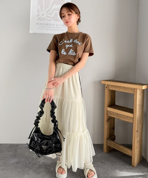 【mily bilet】着るだけでオシャレ感！ロゴプレート付きカラーフレンチコード刺繍Tシャツ(半袖) mi1329015