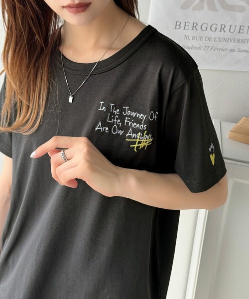 【sustaina+】アートのように刺繍が映える。オーガニックコットン100%らくがき風刺繍 無地＆ボーダー柄半袖Tシャツ ce1260396