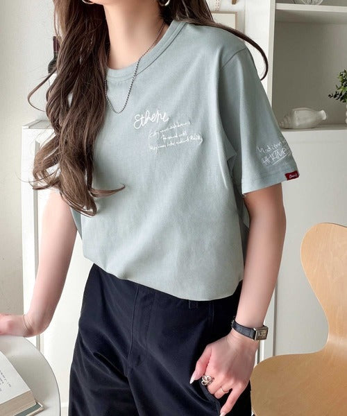 前後ダブル刺繍で、後姿だってぬかりなくかわいい♪ 綿100％グラフィック飛び刺繍Tシャツ (半袖) ce1260546