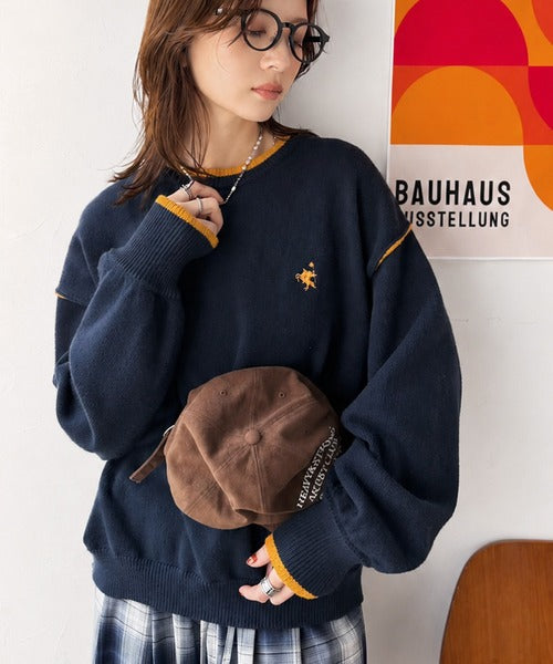 ゆるっと上品、やさしく映える。胸刺繍入り配色クルーネックオーバーサイズニット（長袖） ce1350019
