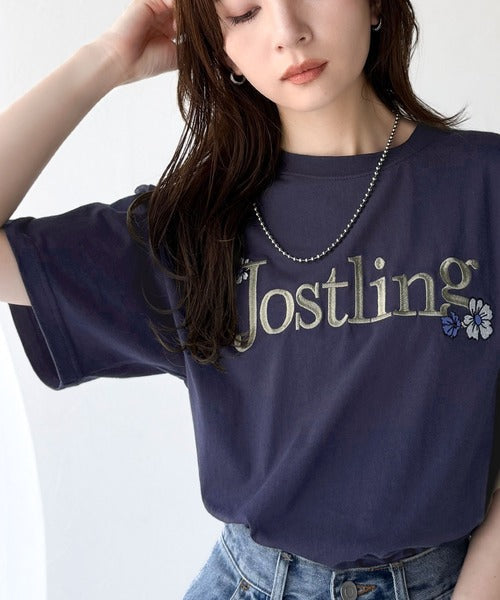 ナチュラルな中に、さりげない華。綿100％ロゴ×フラワー刺繍ビッグTシャツ（半袖） ce1260485
