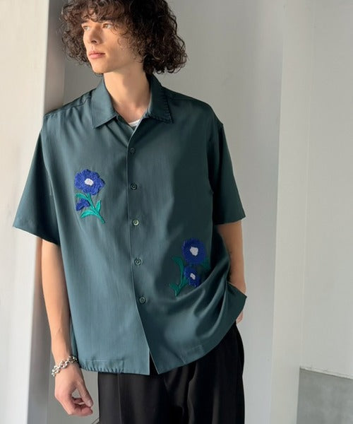 【接触冷感機能付き】サガラ刺繍フラワーステッチシャツ／Cool-Touch Fabric Sagara Embroidered Flower Stitch Shirt (半袖) co1320019