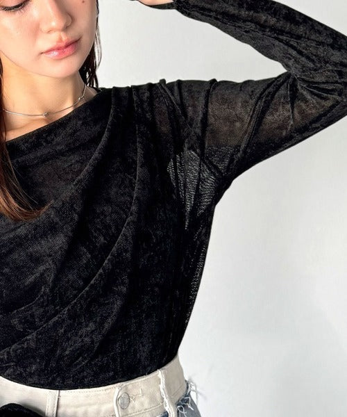 【mily bilet】一歩先のオシャレにアップデート！クラッシュベロアワンオフショルドレーププルオーバー（サムホール付き） mi1269007