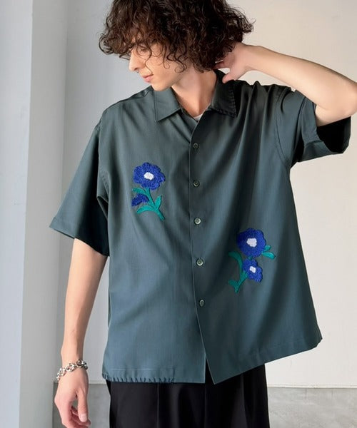 【接触冷感機能付き】サガラ刺繍フラワーステッチシャツ／Cool-Touch Fabric Sagara Embroidered Flower Stitch Shirt (半袖) co1320019