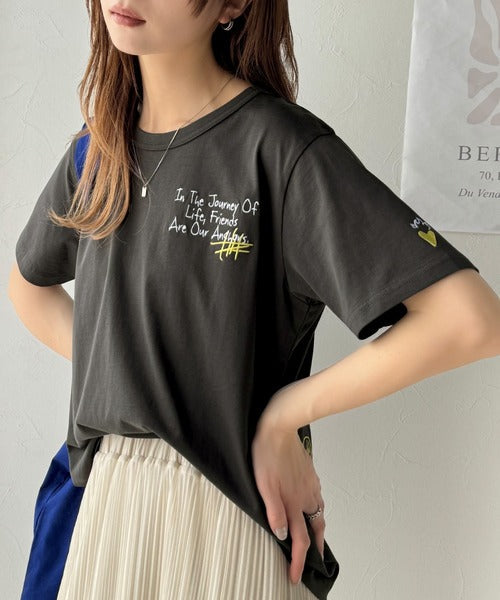 【sustaina+】アートのように刺繍が映える。オーガニックコットン100%らくがき風刺繍 無地＆ボーダー柄半袖Tシャツ ce1260396
