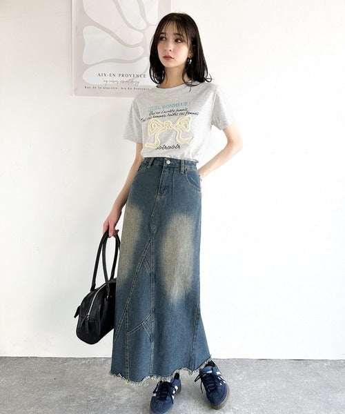 【mily bilet】華やか大人ガーリー。リボンコード刺繍プレートデザインTシャツ mi1329025