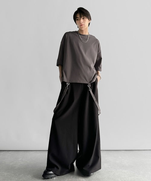 Belt Design Transformable Cropped T-Shirt／脱着式ベルトデザインショート丈Tシャツ co1150015