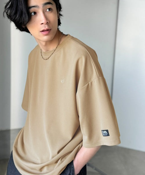 《JaVaジャバコラボ》【接触冷感・UVカット機能付き】シャリ生地で夏も快適！胸刺繍 梨地カットジョーゼットTシャツ（オーバーサイズ） jo1010057