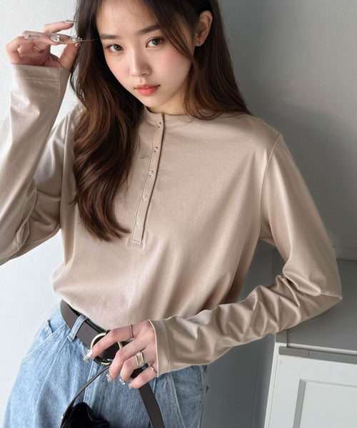 シンプルだからこそ、こだわりたい。シルケット加工ドット釦ヘンリーTシャツ（長袖） ce1020314