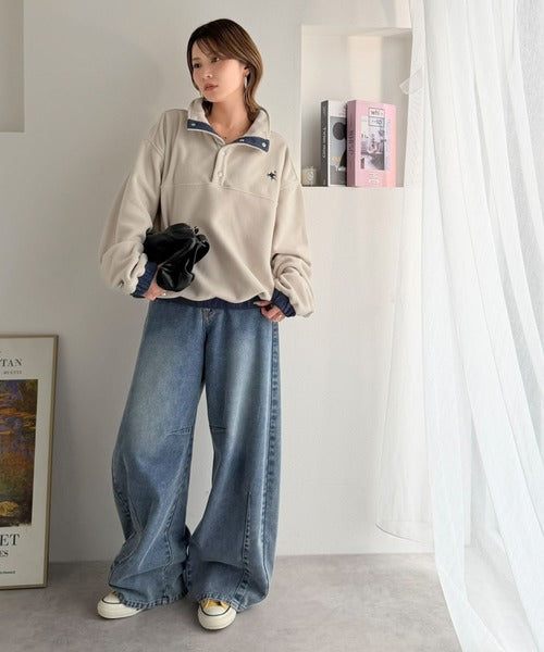 《JaVa ジャバコラボ》暖かさも、お洒落感も、欲張りに。胸刺繍ジャガード切り替えハーフボタンフリースプルオーバー jv1010674