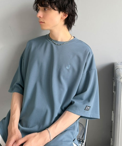 《JaVaジャバコラボ》【接触冷感・UVカット機能付き】シャリ生地で夏も快適！胸刺繍 梨地カットジョーゼットTシャツ（オーバーサイズ） jo1010057