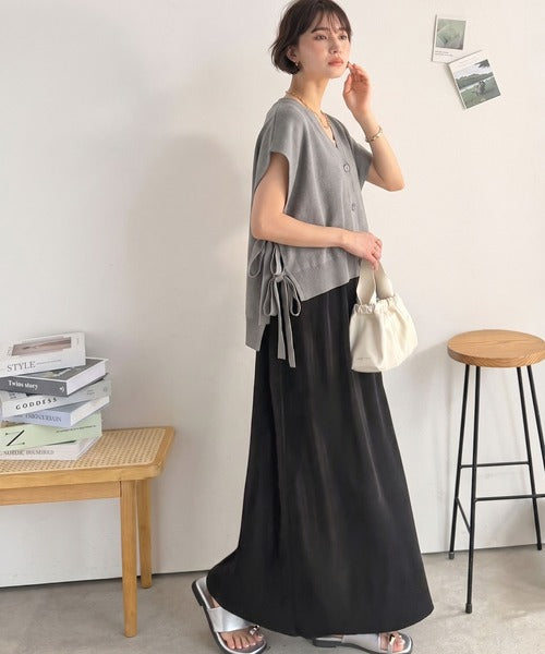 【Classical Evon】楽ちんと上品は、欲張れる。 ニットベスト×プリーツカットストレートワンピース（セットアップ） ev1260621