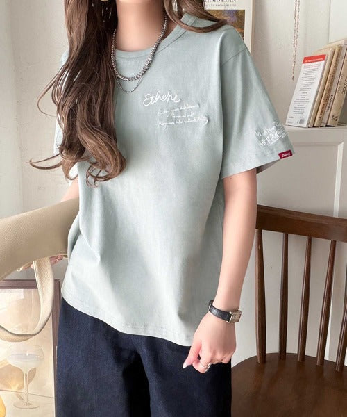前後ダブル刺繍で、後姿だってぬかりなくかわいい♪ 綿100％グラフィック飛び刺繍Tシャツ (半袖) ce1260546