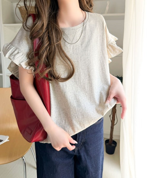 《JaVaジャバコラボ》着るだけで主役級。綿100％バック箔プリント袖フリルTシャツ（半袖） jv1330104