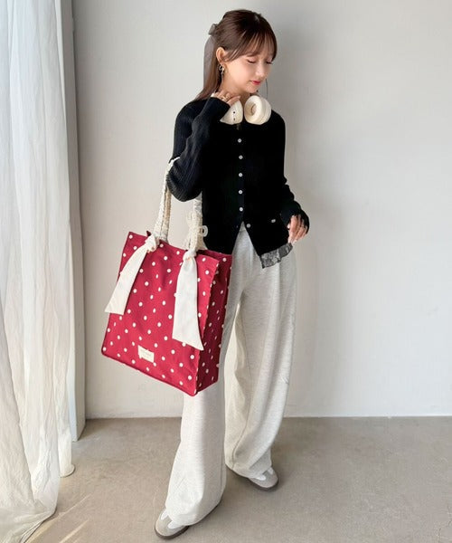【mily bilet】こんなの待ってた！毎日のお供にも、推し活にも♪ドット柄サテンシュシュハンドルトート mi1079003