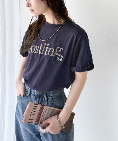ナチュラルな中に、さりげない華。綿100％ロゴ×フラワー刺繍ビッグTシャツ（半袖） ce1260485