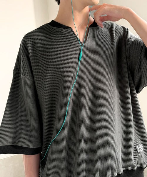《JaVaジャバコラボ》今っぽさは、色でつくる。オーバーサイズ配色リブワッフルプルオーバー（半袖） jv1260629