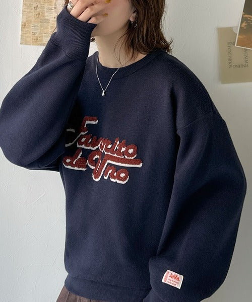 《JaVaジャバコラボ》後ろタックで作る旬シルエット♪サガラ刺繍風ロゴコクーンニット jv1050313