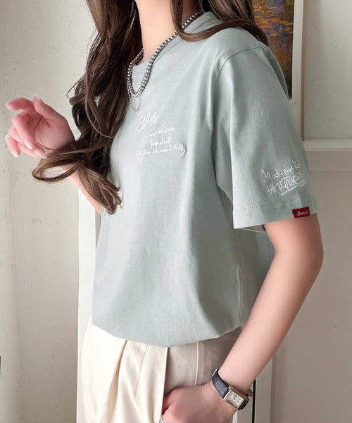 前後ダブル刺繍で、後姿だってぬかりなくかわいい♪ 綿100％グラフィック飛び刺繍Tシャツ (半袖) ce1260546
