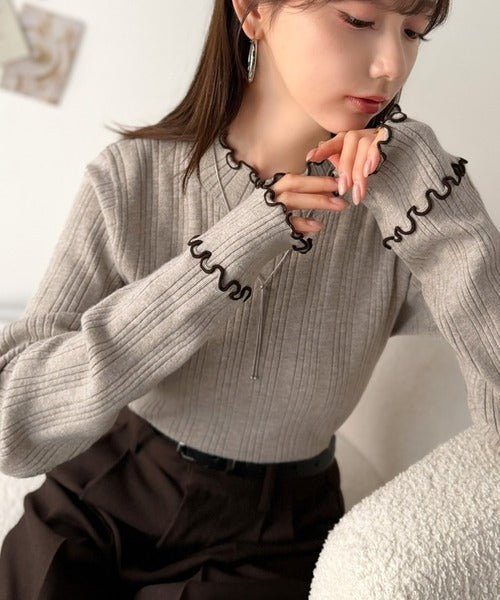 甘さ控えめ、配色メロウがイマドキ。ダブルフリル使いリブニットプルオーバー（長袖） ce1260633