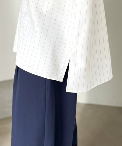 《JaVaジャバコラボ》羽織りとしても重宝する、汎用性の高さが魅力！刺繍入り ヘリンボーン織ストライプ柄 オーバーサイズ半袖シャツ jo1010044