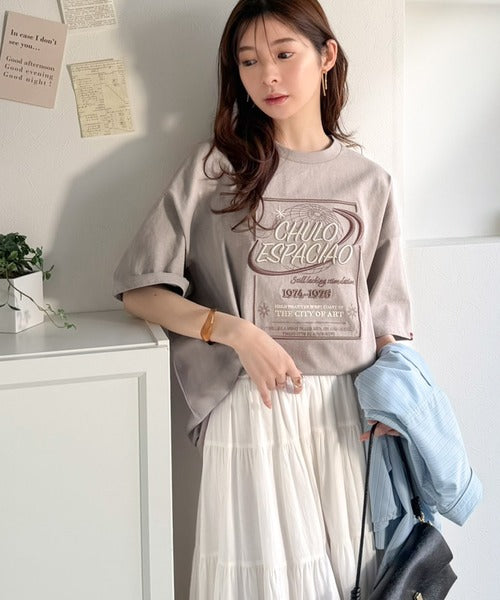 《JaVaジャバコラボ》シンプル派にも推したい！綿100％グラフィック刺繍Tシャツ（半袖） jv1050356