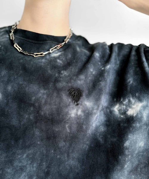 「視線を独り占め。」タイダイ染め刺繍入りオーバーサイズTシャツ／Tie-Dye Embroidered Oversize T-Shirt co1150031