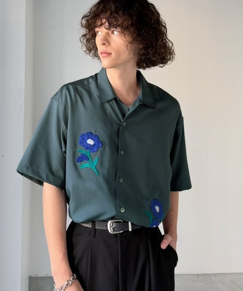 【接触冷感機能付き】サガラ刺繍フラワーステッチシャツ／Cool-Touch Fabric Sagara Embroidered Flower Stitch Shirt (半袖) co1320019