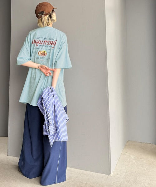 《JaVaジャバコラボ》お洒落見え確定。綿100％タイ料理メニュー風プリントルーズフィットTシャツ(オーバーサイズ) jv1029127