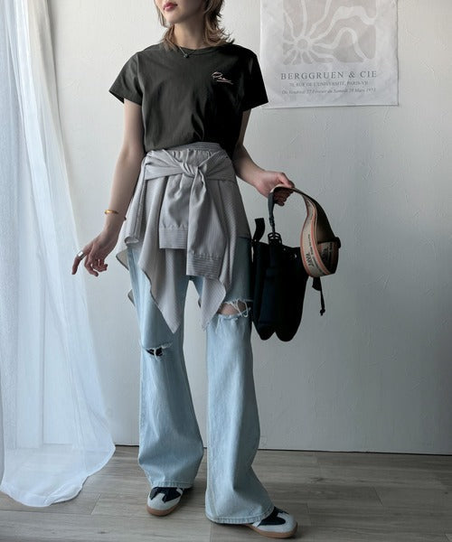 【sustaina+】こなれ感たっぷり。オーガニックコットン100％胸元PAEAN刺繍Tシャツ(半袖) ce1260401